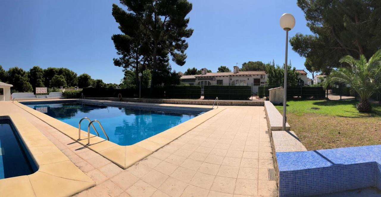 דירות טאולאדה Casa Koala - Bungalow In Moraira - 4 Mins Playa מראה חיצוני תמונה